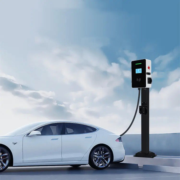 Único Type2 da arma 7 quilowatts de visualização ótica de painel LCD fixada na parede da estação de carregamento de EV